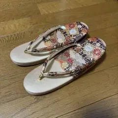 Item thumbnail for item 6e6ad6e9-48ec-49ac-9cf5-20bef5dea04e