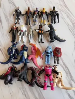 x*o様 ウルトラマンシリーズ☆怪獣フィギュア☆20体セット