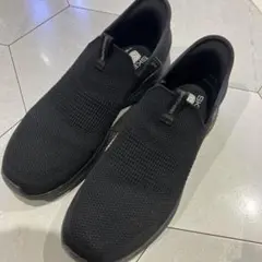 スケッチャーズ 26