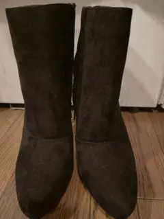【売り尽くし美品！ZARA！ショートブーツ】