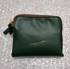 グリーン系統 二つ折り 財布 新品未使用 合皮