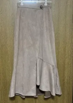 ベージュ ロングスカート