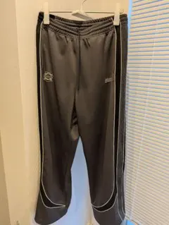 Item thumbnail for item 9fb32d55-7f1c-478c-9d26-55aa980fb657