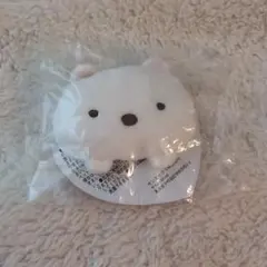 すみっコぐらし　ぬいぐるみバッジ　しろくま