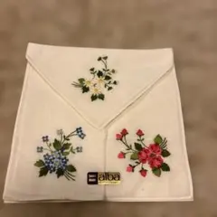 【新品】 草花の刺繍入りハンカチ3枚セット