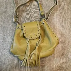 本革　フリンジ　ショルダー　ポシェット　イエロー