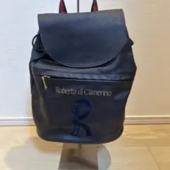 【美品】ロベルタディカメリーノ　リュック　ネイビー　赤　ロゴ刺繍　バイカラーのサムネイル