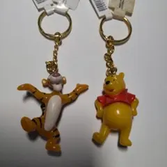平成レトロ くまのプーさんとティガーのキーホーダー ディズニーキャラクター