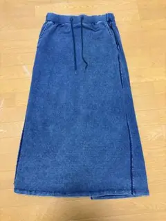 Item thumbnail for item 47f69b8a-731c-4f6c-a3b2-7c49ad37651a