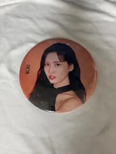 TWICE モモ 缶バッジ