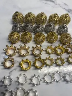 金属パーツ　王冠セット