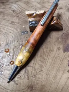 No.26ハンドメイド木軸シャーペンホウ縮み杢 No.26ハンドメイド木軸シャーペンホウ縮み杢 - メルカリ