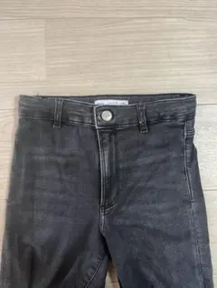 ZARA ブラック スキニーデニム