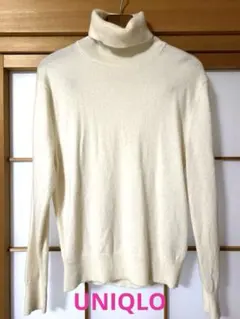 ユニクロ　カシミヤ100% タートルネックセーター　Sサイズ