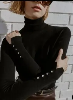 「送料無料」ZARAタートルネック 長袖ニット ハイネック ゴールドボタン