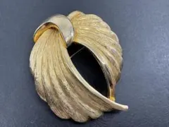 M6461 ブローチ　ヴィンテージ アクセサリー