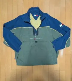 TOMMY HILFIGER ナイロンジャケット