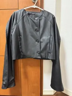 ZARA ブラック クロップドジャケット Sサイズ