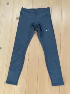 Item thumbnail for item c42949b5-3fda-4157-b1d2-b38f1a8c263d