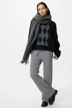 ほぼ新品　UNIQLO/ユニクロウォッシャブルニットケーブルパンツ　丈長め　L