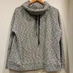 【FOREVER 21】ヘリンボーン柄 オフタートル プルオーバー Lサイズのサムネイル