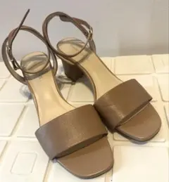 Odette e Odile ブロックヒールサンダル 24cm