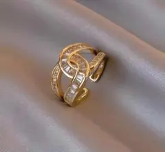 438★大人気・品薄★ゴールド リング czダイヤモンド ジルコニア 宝石