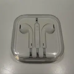 【新品未使用】Apple純正 EarPods（3.5mm ヘッドフォンジャック）のサムネイル