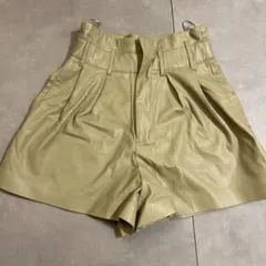 合成皮革 ショートパンツ　ZARA