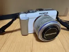 ミラーレス一眼 デジタルカメラ