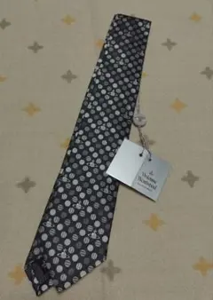 vivienne westwood　ネクタイ　新品タグ付　②　総柄　水玉