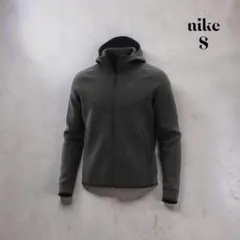 Nike フード付きジャケット Sサイズ ブラック