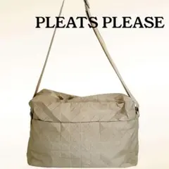 PLEATS PLEASE プリーツプリーズ ショルダーバッグ ベージュ 軽量のサムネイル