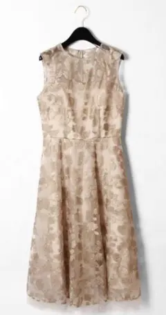 【写真追加】GRACE CONTINENTAL♡チュールドレス(ラメ刺繍) 38