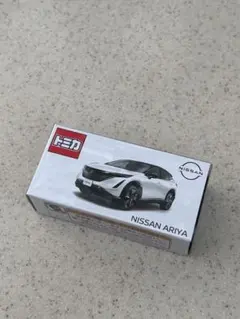 トミカ　非売品　日産　アリア　プリズムホワイト/ミッドナイトブラック 2トーン