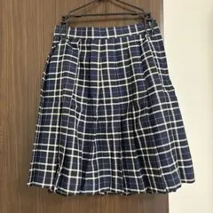 ネイビー系チェック柄プリーツスカート　制服
