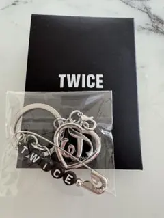 TWICE レア スーパーカード TWICE】ランダムトレカ50枚開封！ファンファーレグッズ紹介