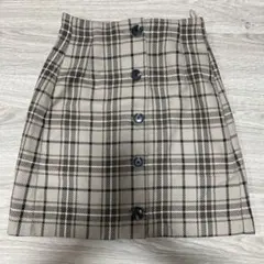 GU 前ボタンミニスカート チェック柄 M