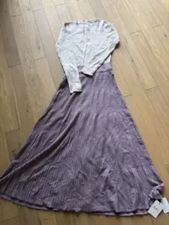 ラベンダー 長袖ニットワンピース Mサイズ