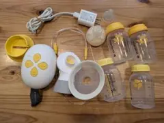 【USED】MEDELA　電動搾乳機ソロ　保存容器150ml×4本セット