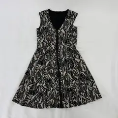 「値下」MAX&Co　白黒は柄ノ－スリ－ブワンピース　L