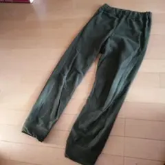 ユニクロ スウェット 150cm フリース 長ズボン 部屋着 パジャマ カーキ