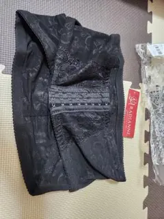 お値下★新品★RADIANNE 骨盤ベルト骨盤ガードル ブラック