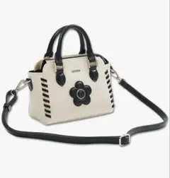 MARY QUANT フラワーモチーフ ショルダーバッグ