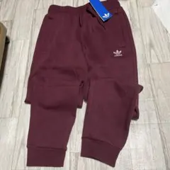 新品　adidas バーガンディ ジョガーパンツ