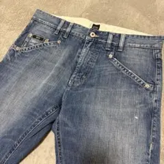 Item thumbnail for item c97c3211-0fc7-4d6c-81ba-7fab7e99c9bd