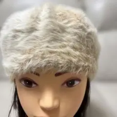 クリーム色ファーベレー帽