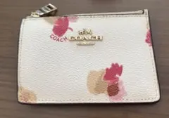 COACH 花柄 パスケース