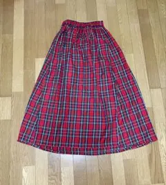 WEGOのチェック柄のロング丈のフレアスカート