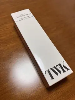 Item thumbnail for item 8deb2dc2-3fbf-495a-8c24-32509405d4bd